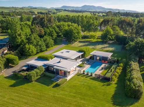 101 Oxford Street, Martinborough