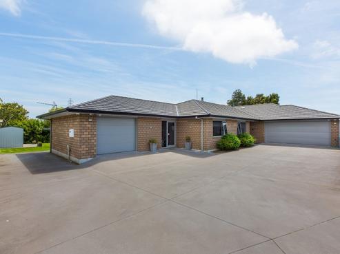 11 Settlers Close, Whalers Gate