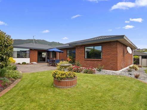 8 Ledger Close, Richmond