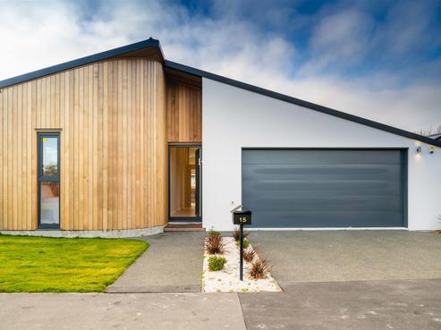 15 Mustang Avenue, Hornby