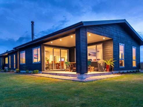 2 Kapuka Lane, Redwood Valley