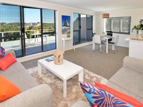 16/340 Gulf Harbour Drive, Gulf Harbour