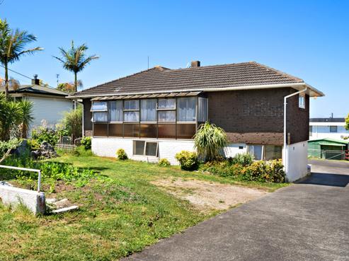 95 East Coast Road, Castor Bay