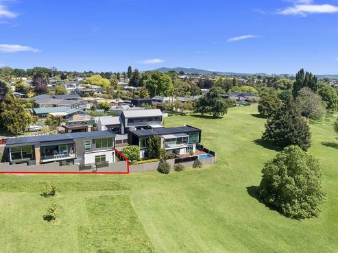 775 River Road, Chartwell