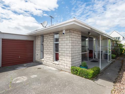 2/76 Ruskin Street, Addington