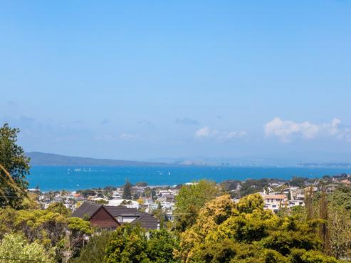 39A Parr Terrace, Castor Bay