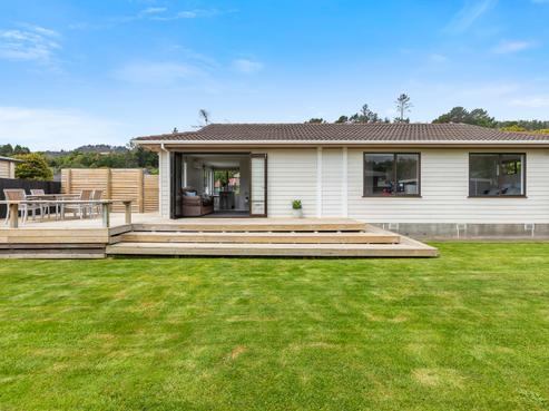 2/18 Montgomery Street, Stokes Valley