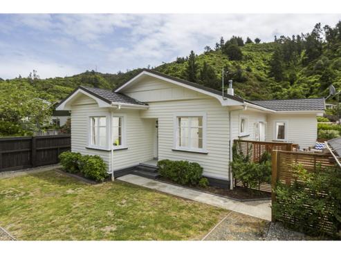 11 Hinau Street, The Brook