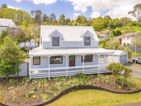 24 Aiken Road, Saint Johns Hill
