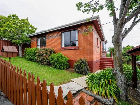 46 Blacks Road, North East Valley