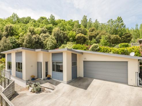 77 Panorama Drive, Enner Glynn