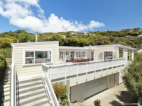 13 Dasent Street, Karori