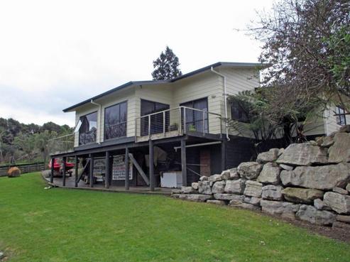 117 Okupata Road, Oparau