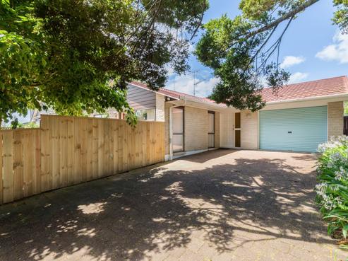 2/32 Shakespeare Road, Milford