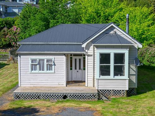 22 Edinburgh Place, Balclutha