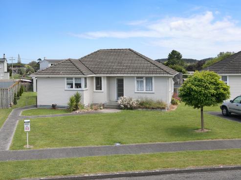 23 Holland Crescent, Bulls