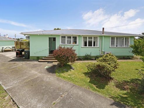 74 Domett Street, Opunake