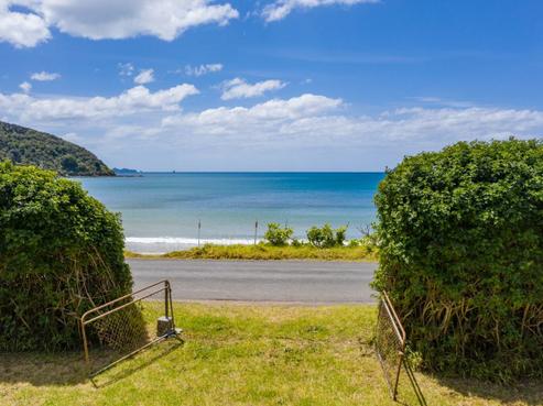 129 Long Beach Road, Russell