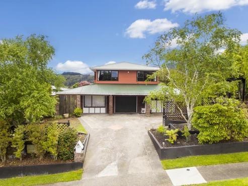 13 Seymour Grove, Kingsley Heights