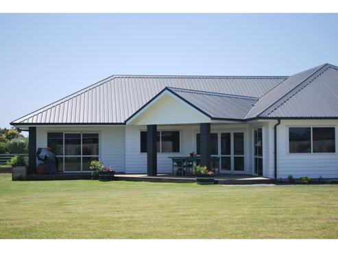 17 Lochalsh Drive, Waipu