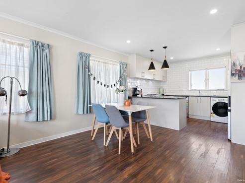 6 Celsmere Lane, Te Atatu Peninsula