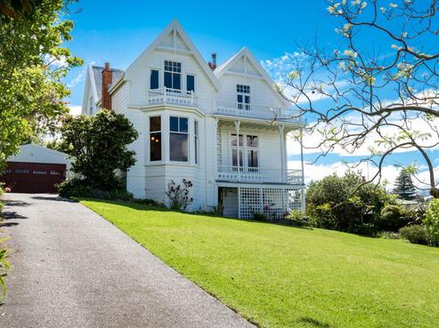 11 Hukarere Road, Napier Hill