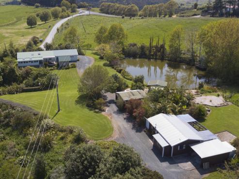 11 Pah Hill Road, Wharehine