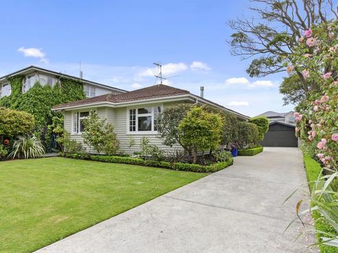 37 Hawthorne Street, Strowan