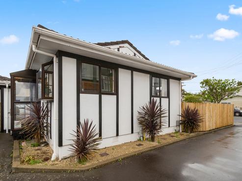 3A Islington Street, Trentham