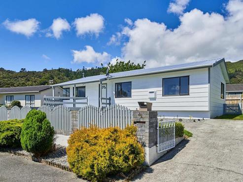 4A Glenbrook Grove, Naenae