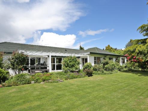 84 Mill Road North, Mill Road