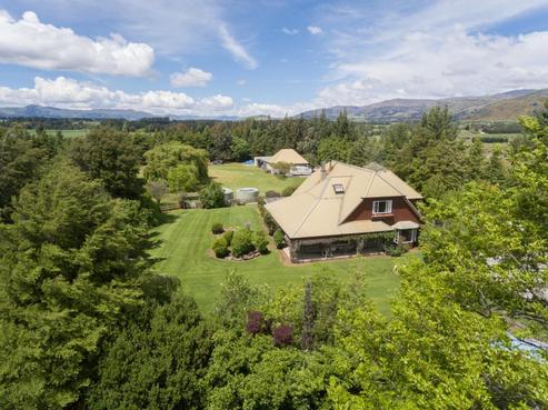 7 Riverbank Road, Wanaka