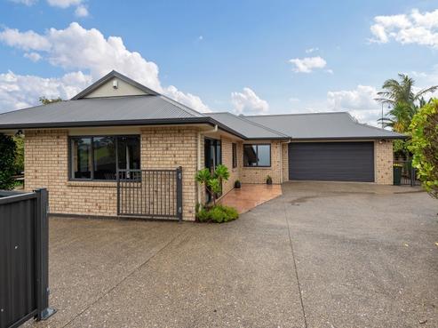 8 Arthur Carwen Place, Pukekohe