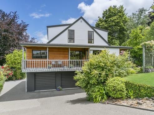 2 Grand Vue Road, Kawaha Point