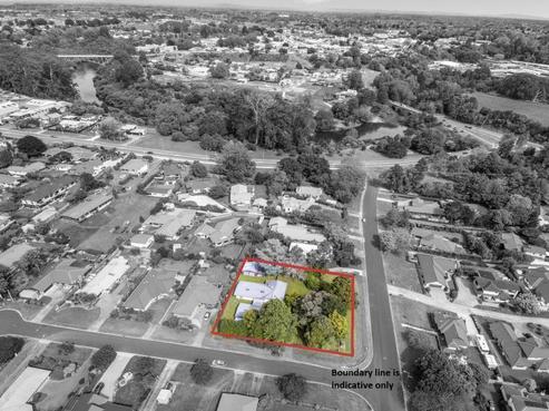 1 Fairburn Place, Leamington