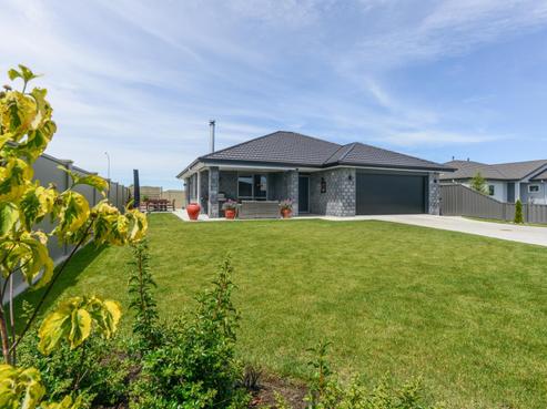 14 Pelorus Avenue, Poraiti
