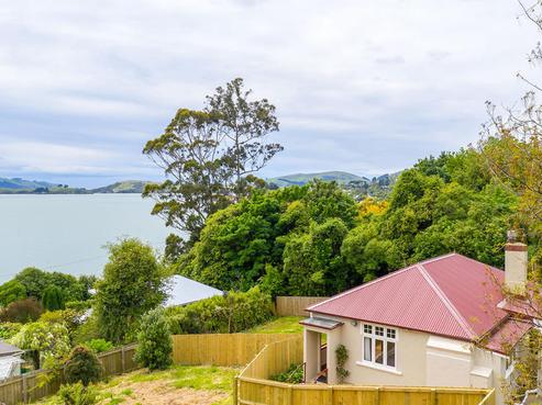 7 King George Street, Broad Bay