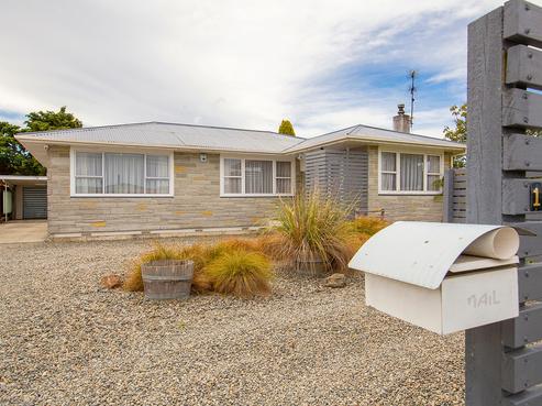 15 Freyberg Street, Solway
