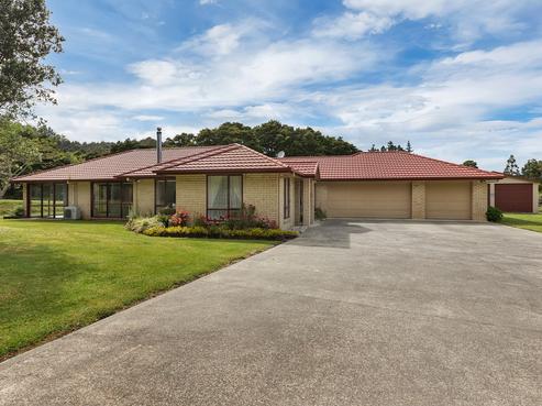 156B Great North Road, Kamo