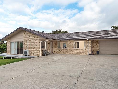 18 Ernest Shackleton Place, Waiuku