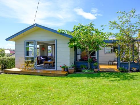 195 Dalziel Road, Brockville