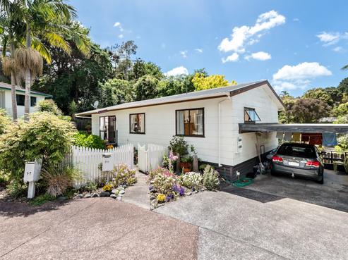 2/7 Branston Avenue, Browns Bay