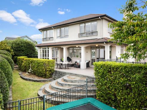 29 English Oak Drive, Schnapper Rock
