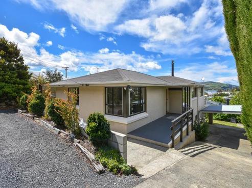 11 Kohi Place, Port Chalmers