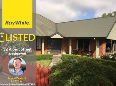 32 Albert Street, Netherby