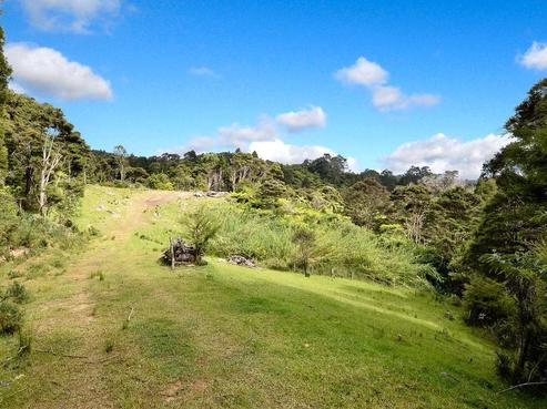 111 Parker Road, Oratia