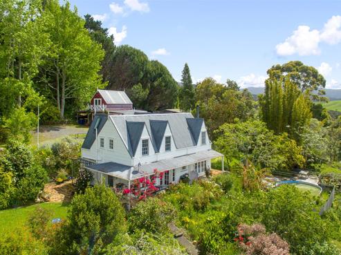 209 Forest Hill Road, Waiatarua