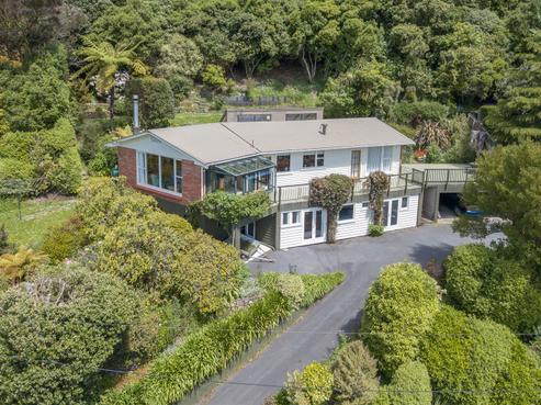61 Irvine Road, The Cove
