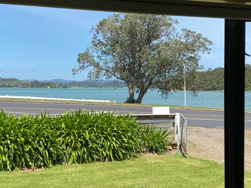 14 Seaview Road, Paihia