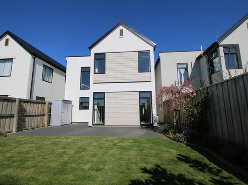 81 Faringdon Boulevard, Rolleston